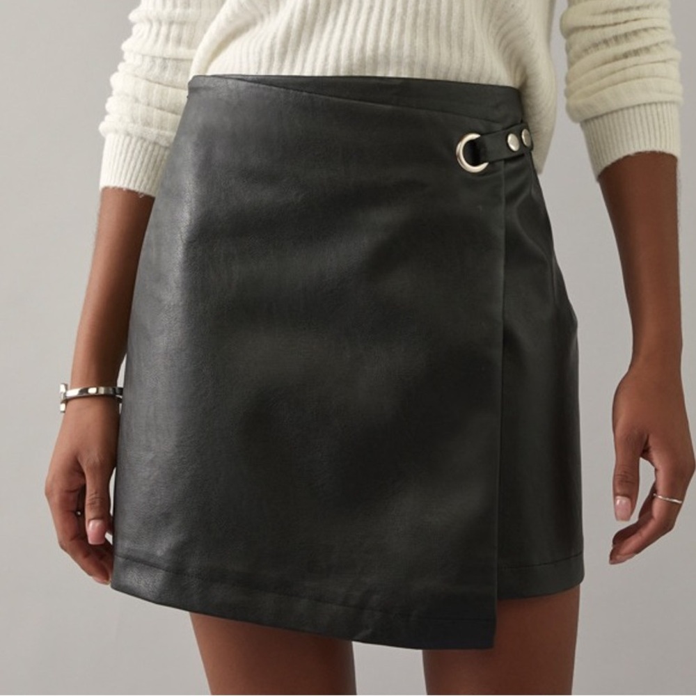 Francesca's Leather Black Asymmetrical Mini Skirt | small
